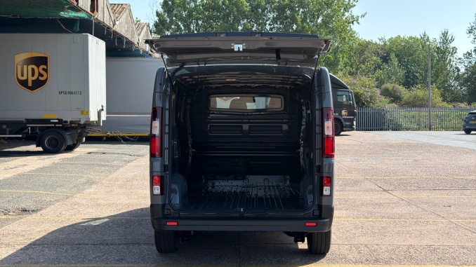 Renault Trafic Lwb Diesel LL30 Blue dCi 130 Advance [Safety] Van - Image 3